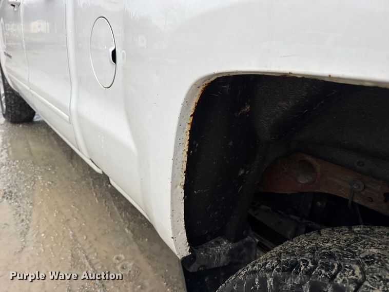 image for item EN0841 2018 Chevrolet Silverado 1500 LT Ext. Cab pickup truck