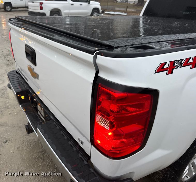 image for item EN0841 2018 Chevrolet Silverado 1500 LT Ext. Cab pickup truck