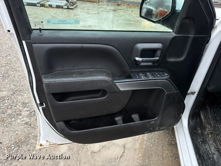 image for item EN0841 2018 Chevrolet Silverado 1500 LT Ext. Cab pickup truck