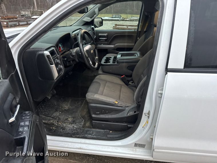 image for item EN0841 2018 Chevrolet Silverado 1500 LT Ext. Cab pickup truck