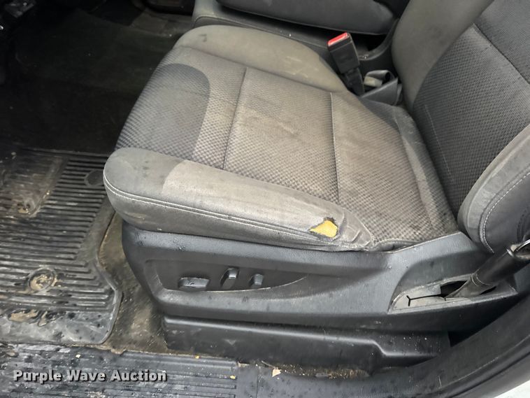 image for item EN0841 2018 Chevrolet Silverado 1500 LT Ext. Cab pickup truck