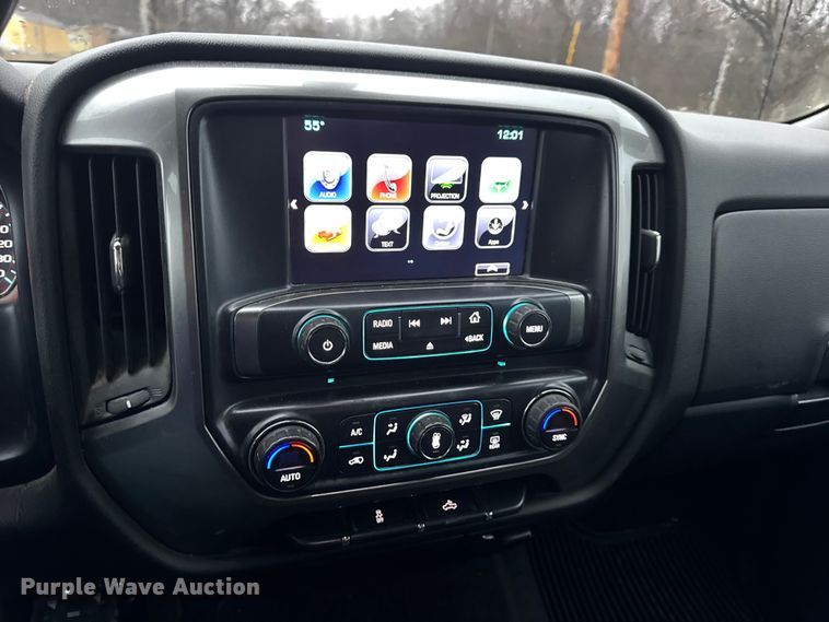 image for item EN0841 2018 Chevrolet Silverado 1500 LT Ext. Cab pickup truck