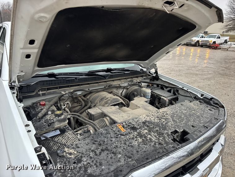 image for item EN0841 2018 Chevrolet Silverado 1500 LT Ext. Cab pickup truck