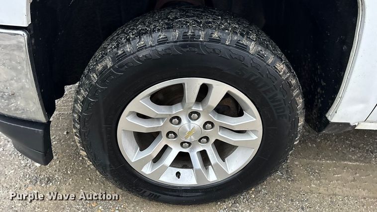 image for item EN0841 2018 Chevrolet Silverado 1500 LT Ext. Cab pickup truck