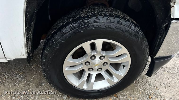 image for item EN0841 2018 Chevrolet Silverado 1500 LT Ext. Cab pickup truck