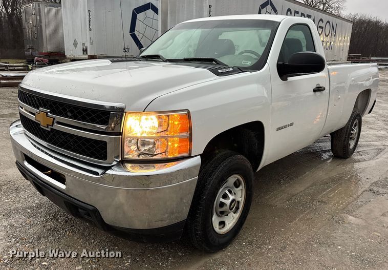 image for item EN0842 2013 Chevrolet Silverado 2500HD pickup truck