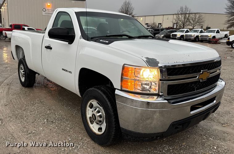image for item EN0842 2013 Chevrolet Silverado 2500HD pickup truck