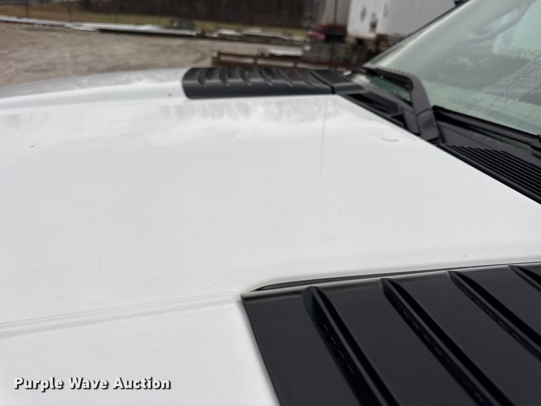 image for item EN0842 2013 Chevrolet Silverado 2500HD pickup truck