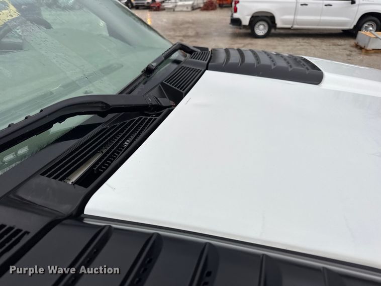 image for item EN0842 2013 Chevrolet Silverado 2500HD pickup truck