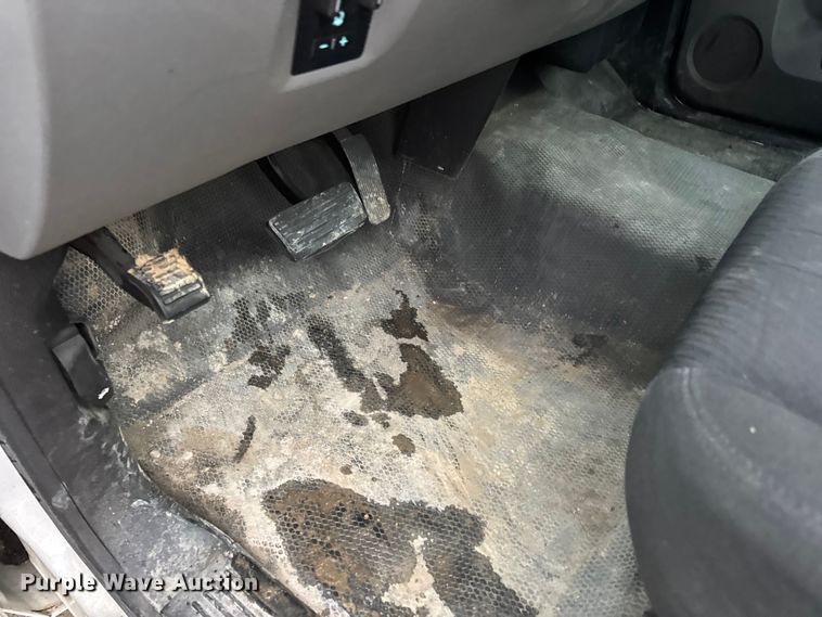 image for item EN0842 2013 Chevrolet Silverado 2500HD pickup truck