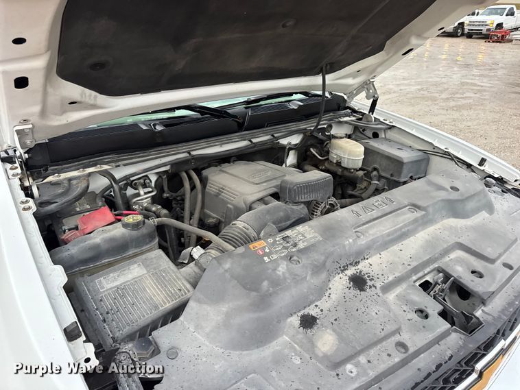image for item EN0842 2013 Chevrolet Silverado 2500HD pickup truck