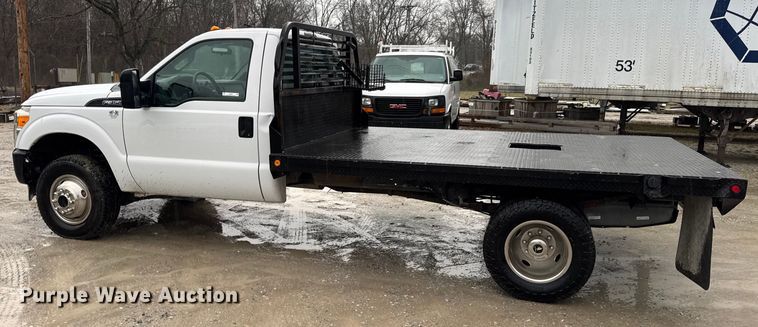 image for item EN0843 2015 Ford F350 Super Duty flatbed pickup truck
