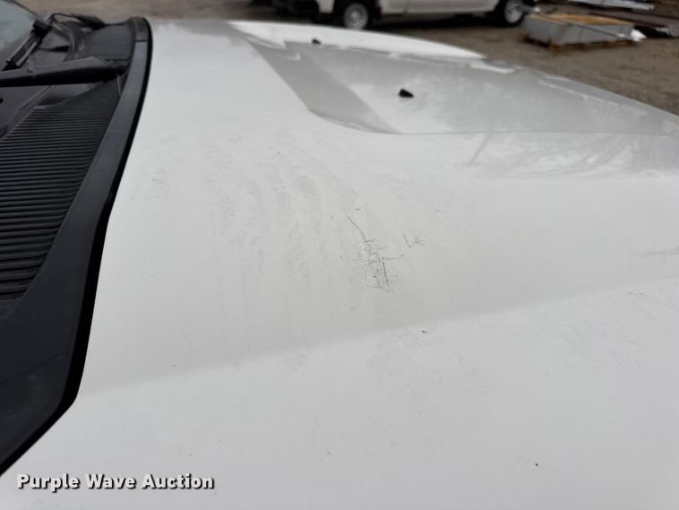 image for item EN0843 2015 Ford F350 Super Duty flatbed pickup truck