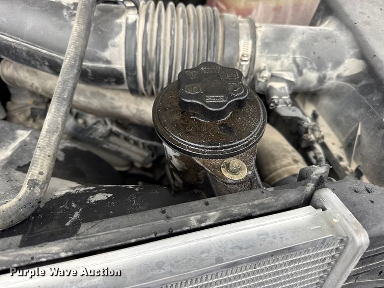 image for item EN0843 2015 Ford F350 Super Duty flatbed pickup truck