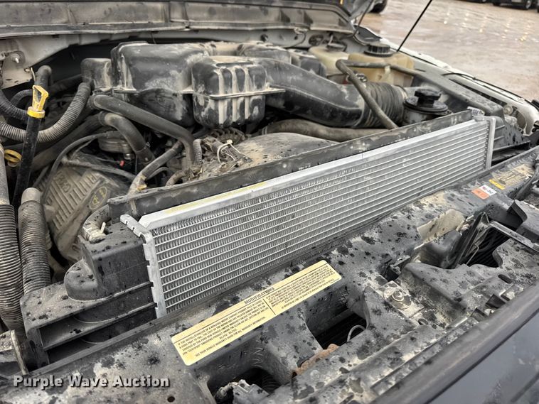 image for item EN0843 2015 Ford F350 Super Duty flatbed pickup truck