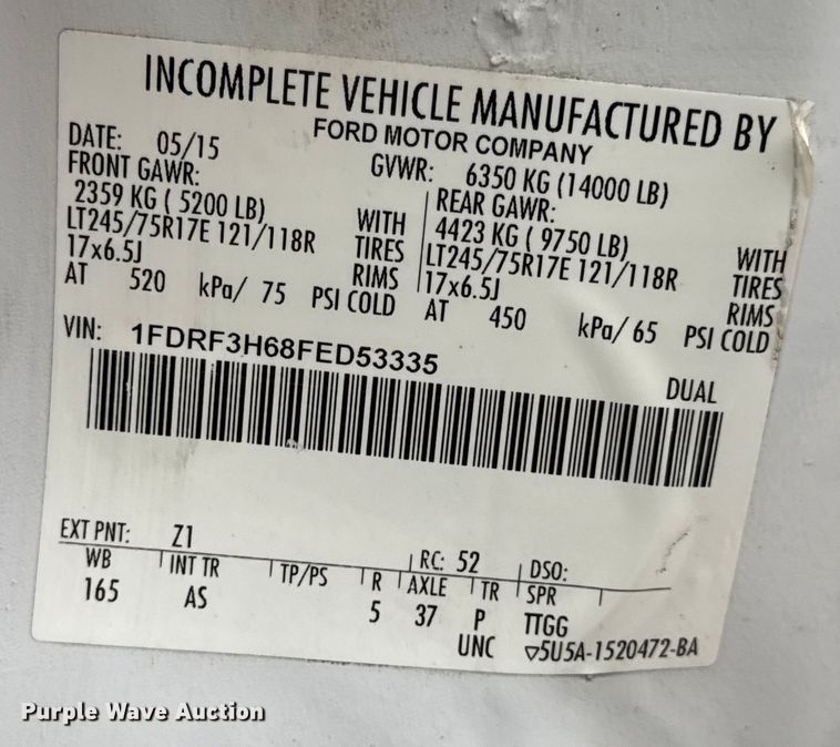 image for item EN0843 2015 Ford F350 Super Duty flatbed pickup truck