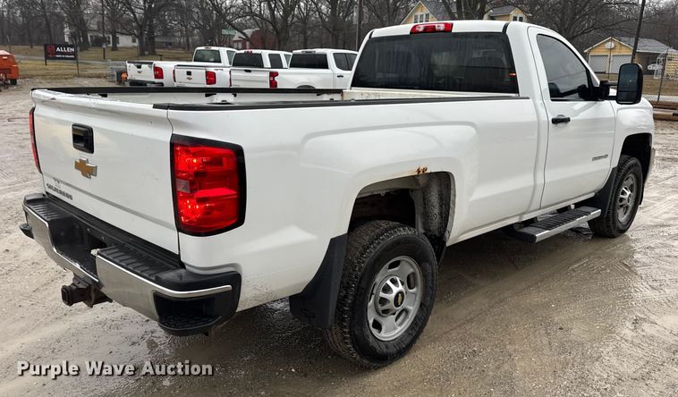 image for item EN0846 2015 Chevrolet Silverado 2500HD pickup truck