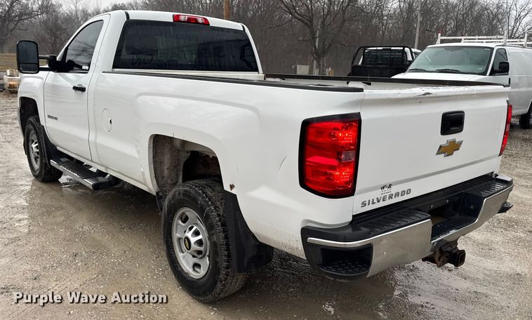 image for item EN0846 2015 Chevrolet Silverado 2500HD pickup truck