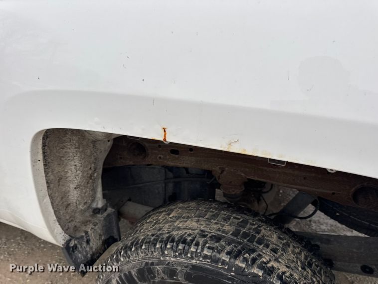 image for item EN0846 2015 Chevrolet Silverado 2500HD pickup truck