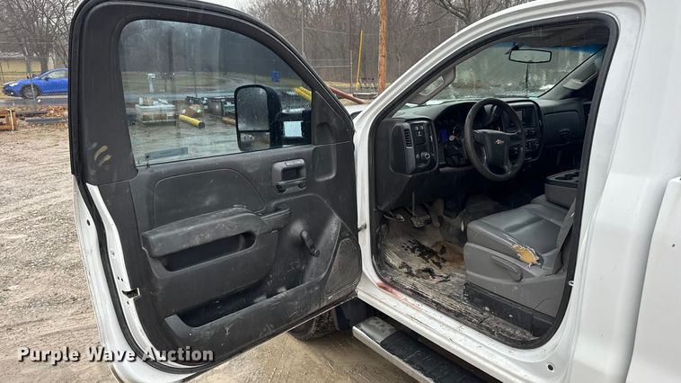 image for item EN0846 2015 Chevrolet Silverado 2500HD pickup truck