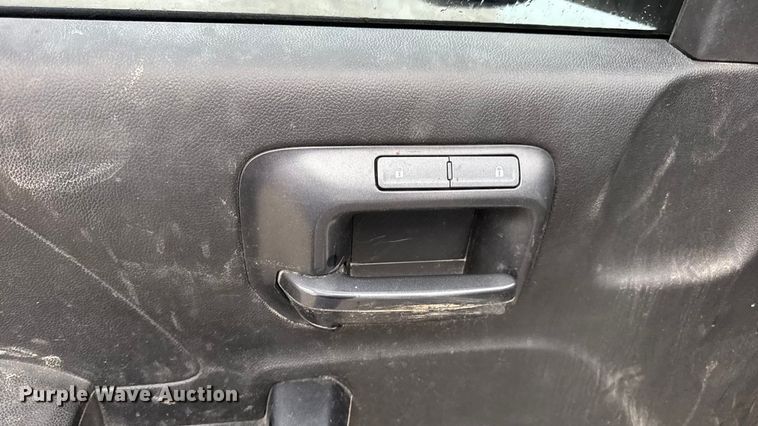 image for item EN0846 2015 Chevrolet Silverado 2500HD pickup truck