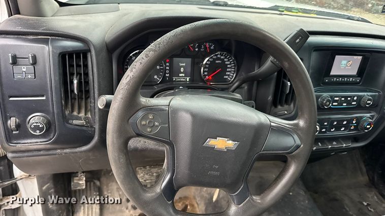 image for item EN0846 2015 Chevrolet Silverado 2500HD pickup truck