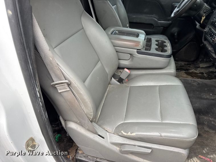 image for item EN0846 2015 Chevrolet Silverado 2500HD pickup truck