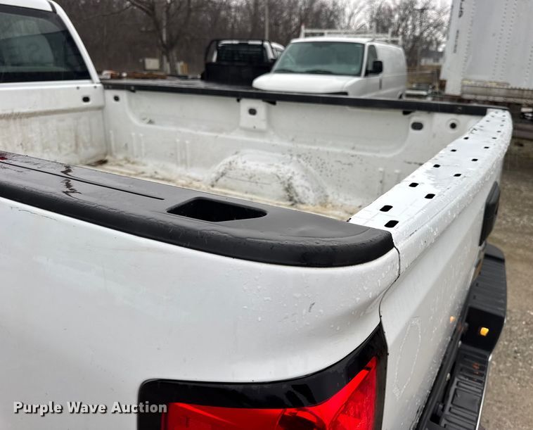 image for item EN0847 2016 Chevrolet Silverado 2500HD pickup truck