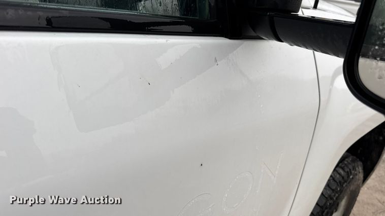 image for item EN0847 2016 Chevrolet Silverado 2500HD pickup truck