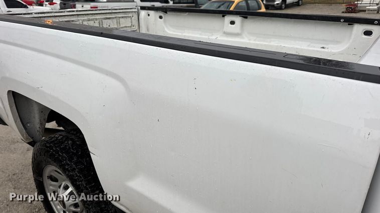 image for item EN0847 2016 Chevrolet Silverado 2500HD pickup truck