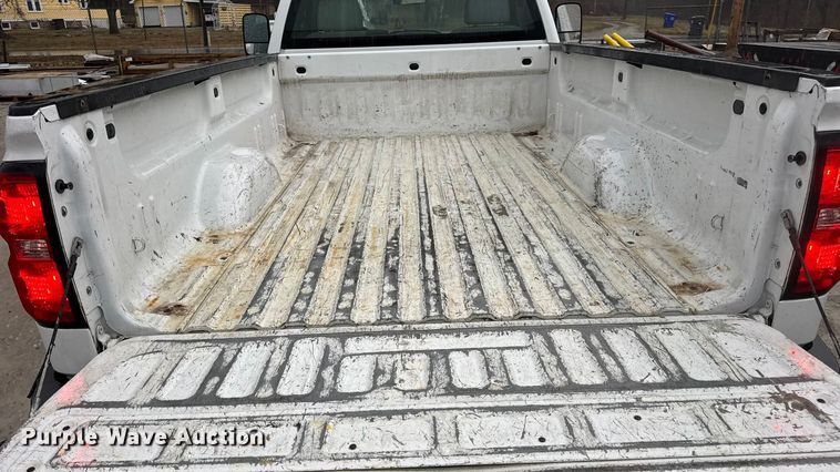 image for item EN0847 2016 Chevrolet Silverado 2500HD pickup truck