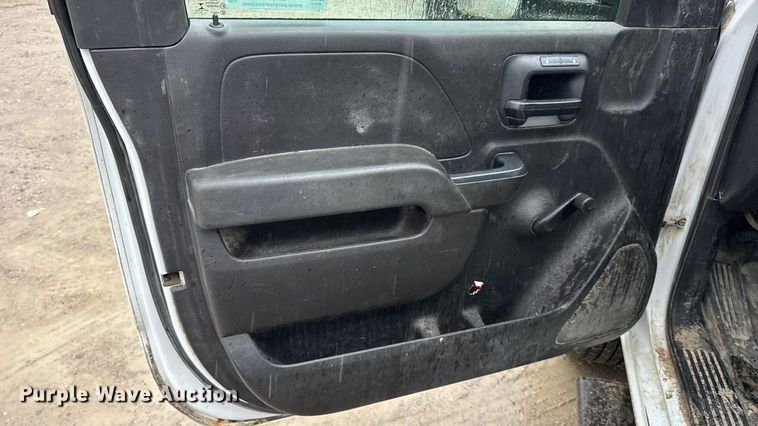 image for item EN0847 2016 Chevrolet Silverado 2500HD pickup truck