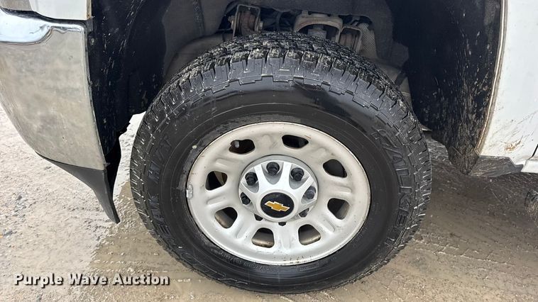 image for item EN0847 2016 Chevrolet Silverado 2500HD pickup truck