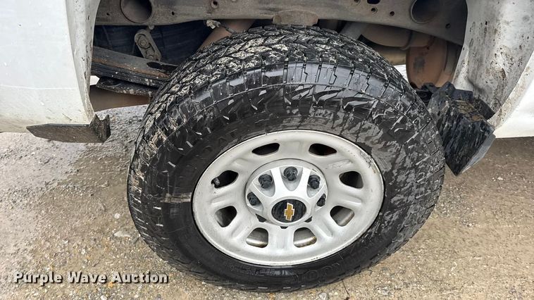 image for item EN0847 2016 Chevrolet Silverado 2500HD pickup truck