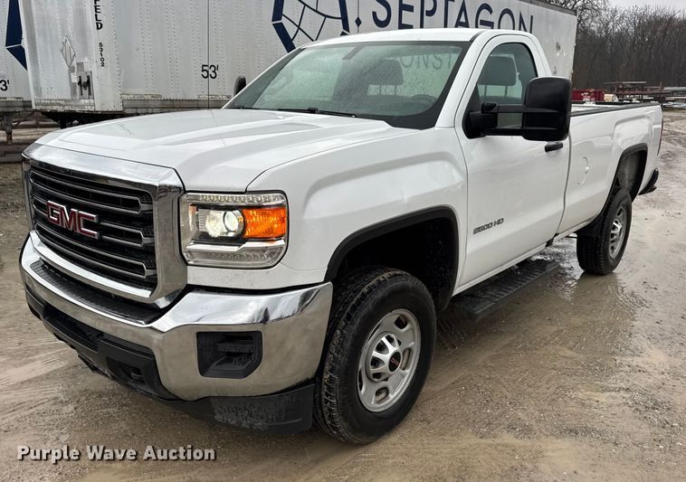 image for item EN0848 2018 GMC Sierra 2500HD pickup truck