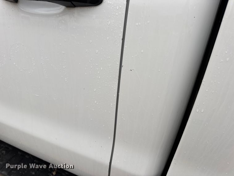 image for item EN0848 2018 GMC Sierra 2500HD pickup truck