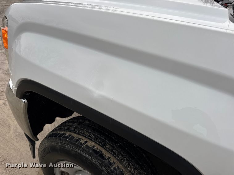 image for item EN0848 2018 GMC Sierra 2500HD pickup truck