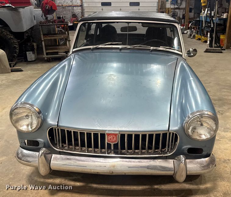 image for item EN0856 1969 MG Midget convertible