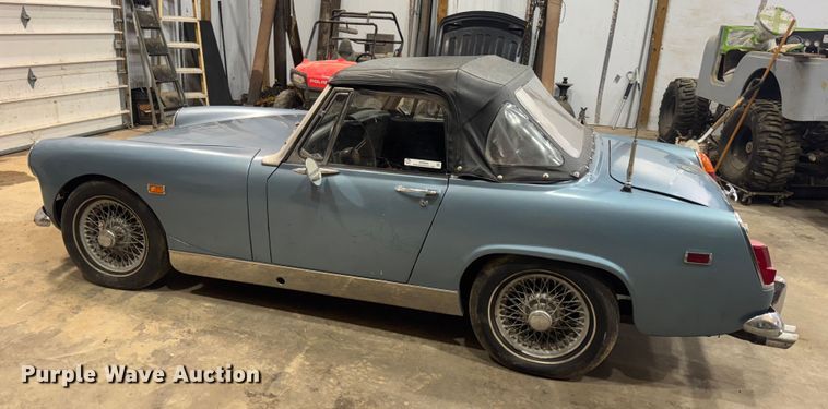image for item EN0856 1969 MG Midget convertible