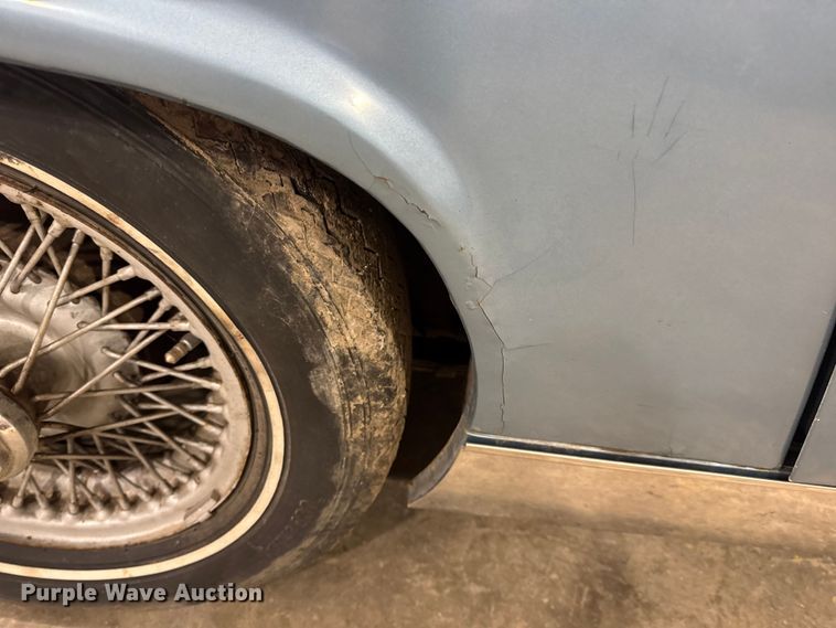 image for item EN0856 1969 MG Midget convertible