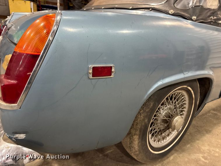 image for item EN0856 1969 MG Midget convertible