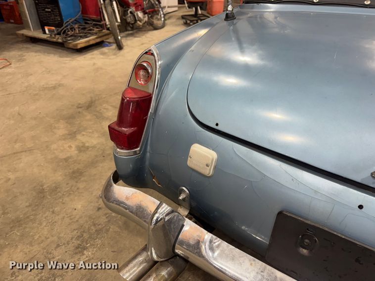 image for item EN0856 1969 MG Midget convertible