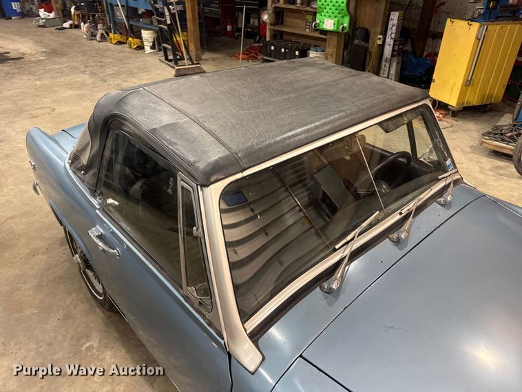 image for item EN0856 1969 MG Midget convertible