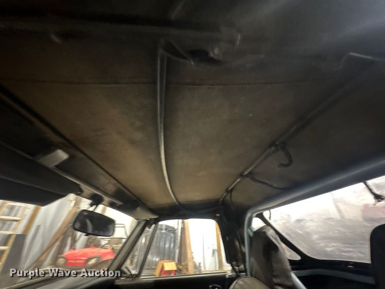 image for item EN0856 1969 MG Midget convertible