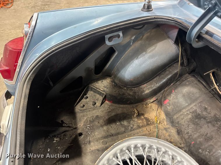 image for item EN0856 1969 MG Midget convertible