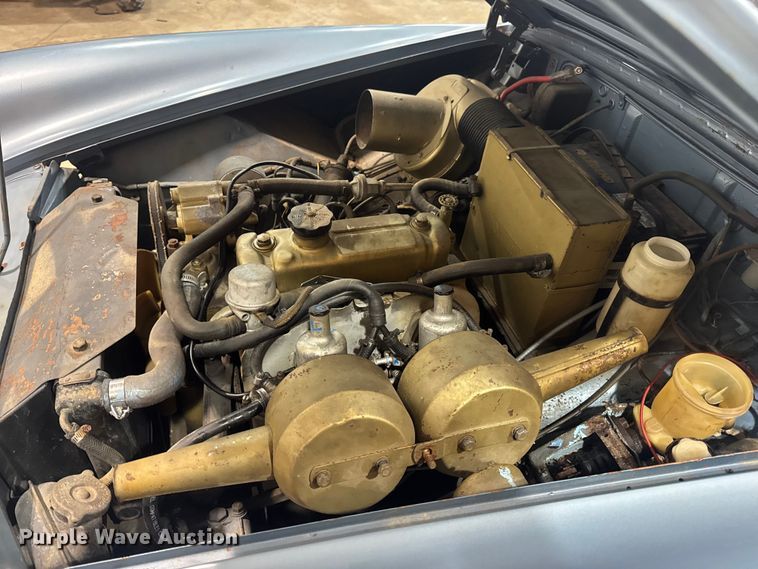 image for item EN0856 1969 MG Midget convertible