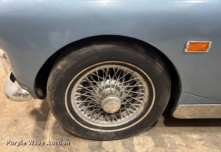 image for item EN0856 1969 MG Midget convertible