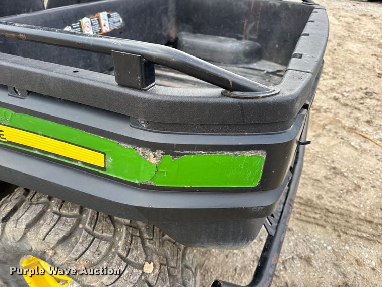 image for item EN0857 2013 John Deere RSX850I utility vehicle