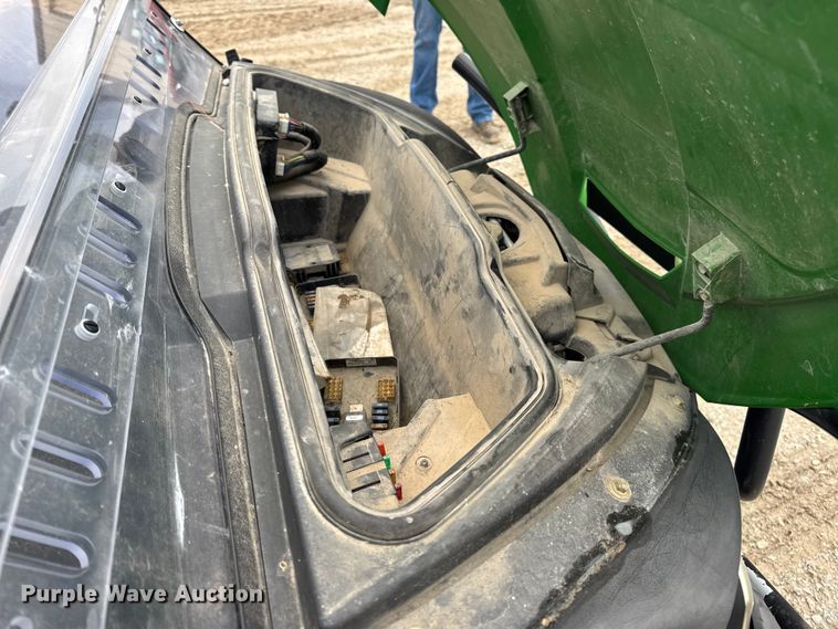 image for item EN0857 2013 John Deere RSX850I utility vehicle