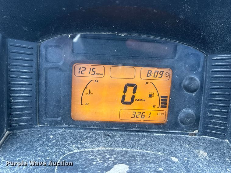 image for item EN0857 2013 John Deere RSX850I utility vehicle